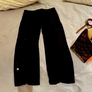 Lulu lemon workout capri slit pants